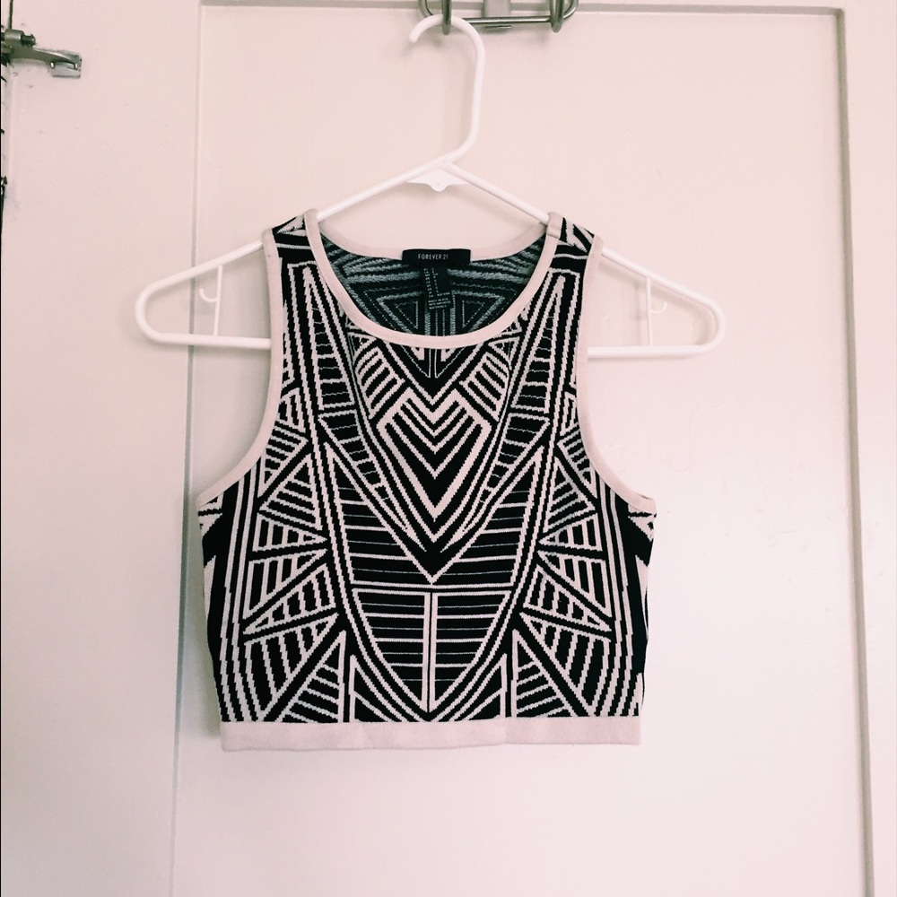 Black and white crop top, soft