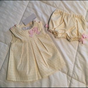 NWT adorable 3-6 month old cream 2 pc outfit!!