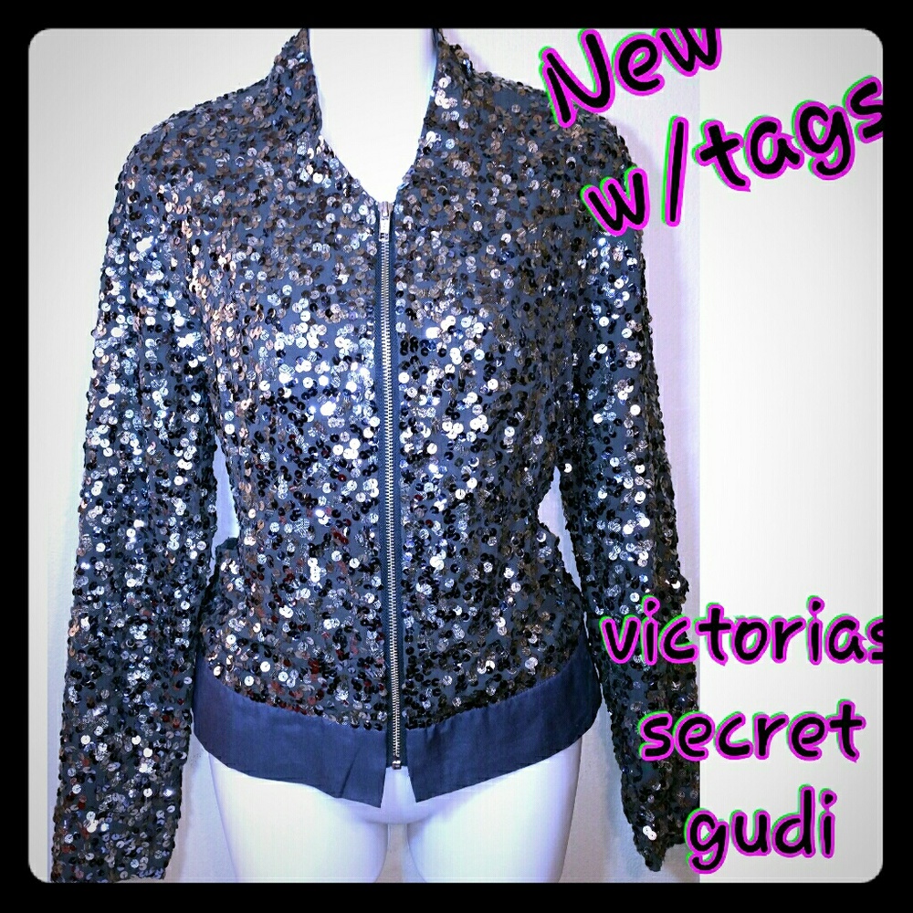 NEW V.SECRET GUDI SMOKE DINNER JACKET