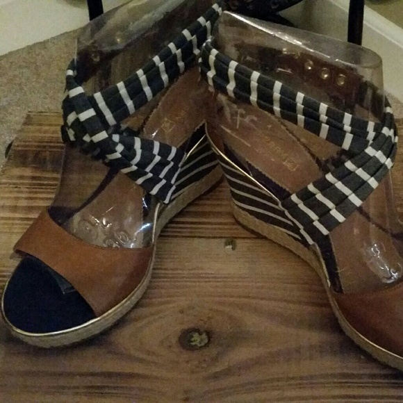 Sperry Top Side Wedge Sandals! Never Worn - Picture 2 of 8