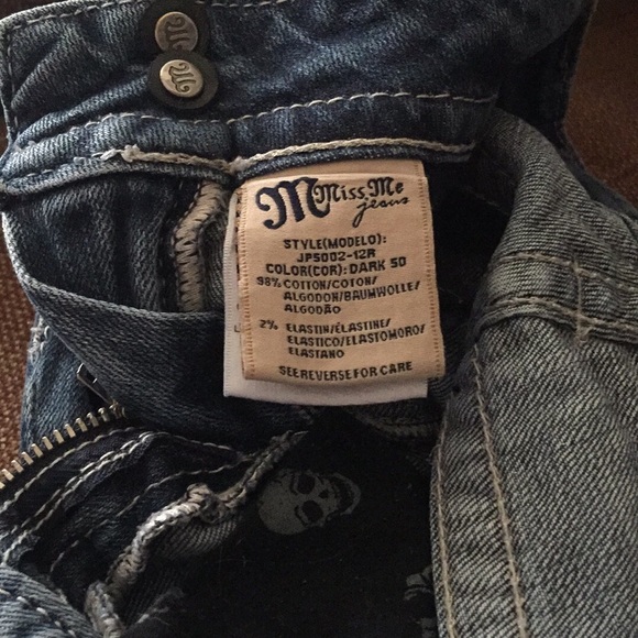 Rose Laced Miss Me's 😍 - Picture 3 of 5