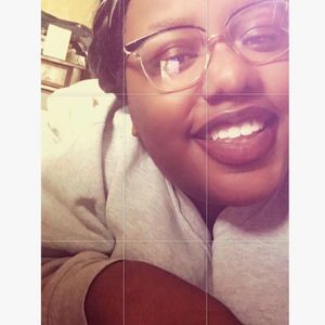 Meet your Posher, Aniessa