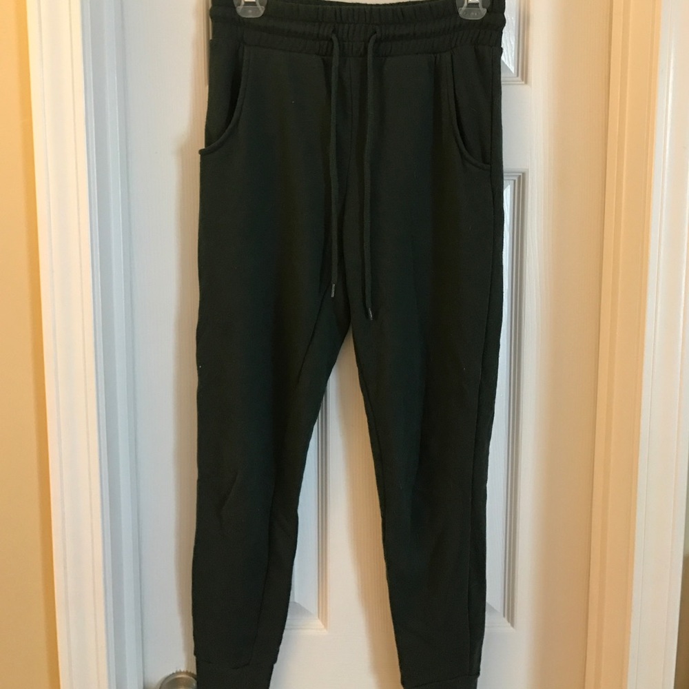 JOGGERS