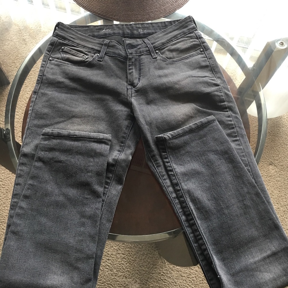Levi's jeans in perfect condition