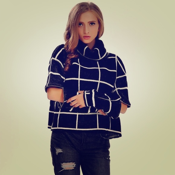 Light Open Zipper Sleeve Sweater - Picture 1 of 2