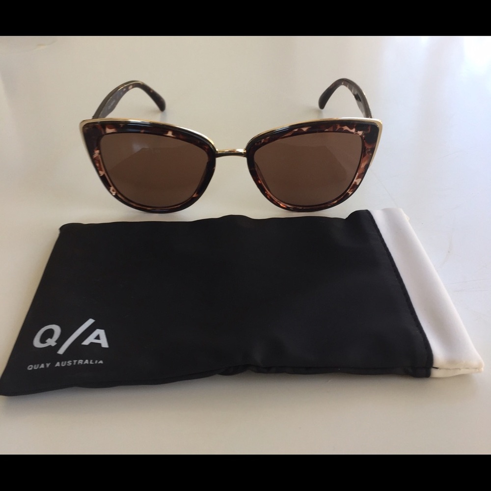 QUAY Australia Sunnies