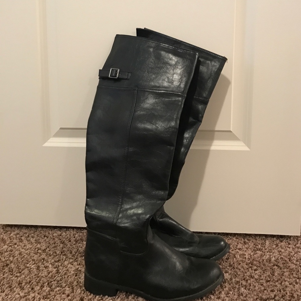 Knee high riding boots