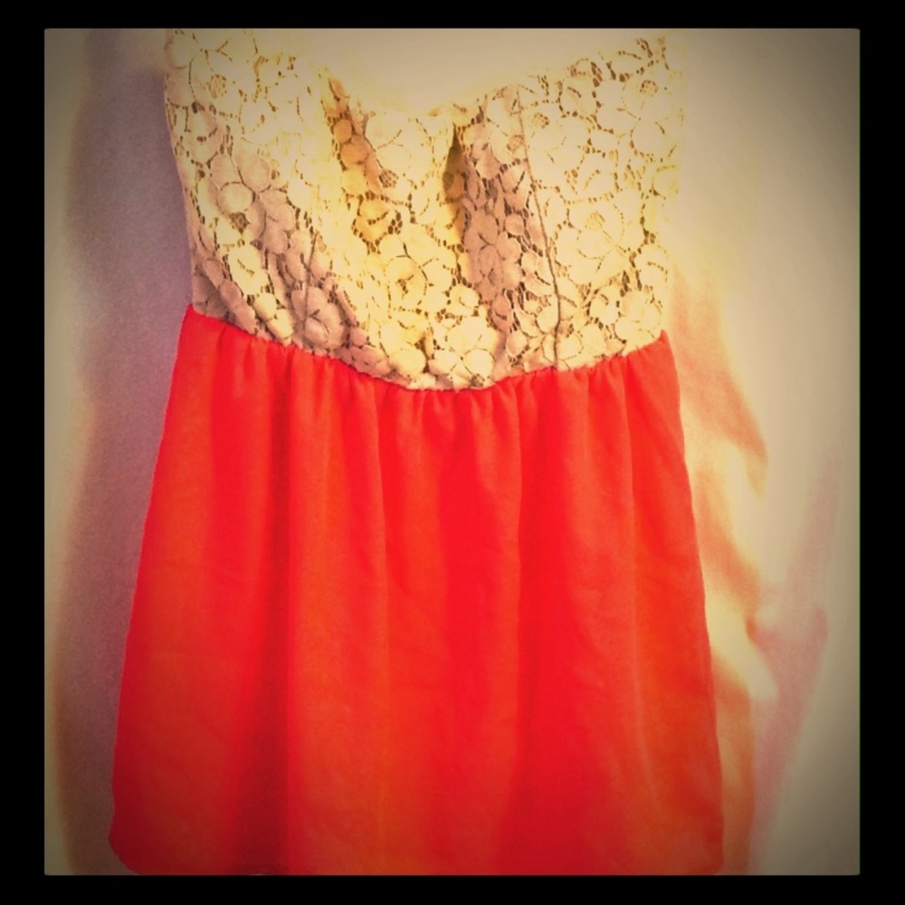 Beautiful Strapless Top