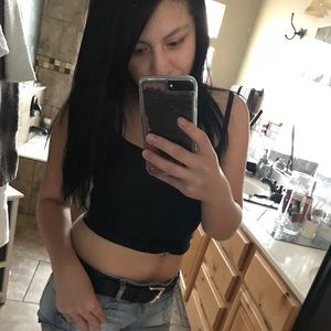 Meet your Posher, Damaris