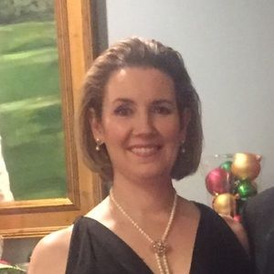 Meet your Posher, Leslie