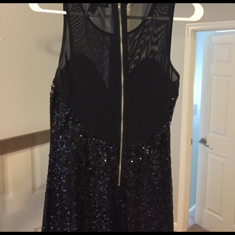 Sequin sweetheart dress - Picture 3 of 3
