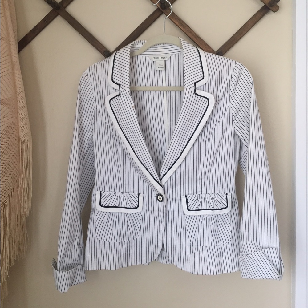Black and White Stripped Blazer