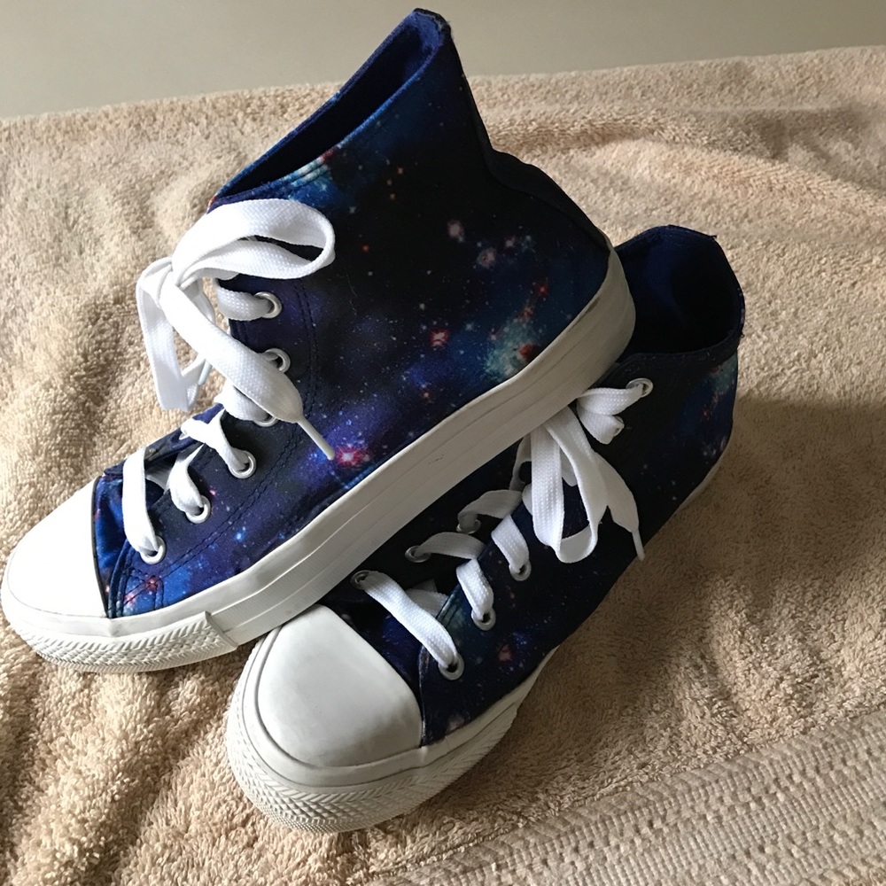Galaxy print Forever 21 Sneakers, great shape