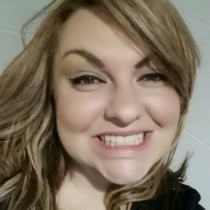 Meet your Posher, Whitney