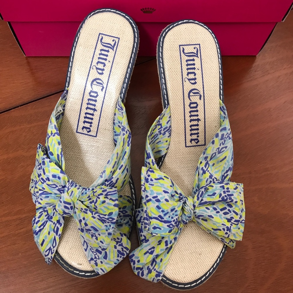 Juicy couture bow blue scarf printed poplin wedge