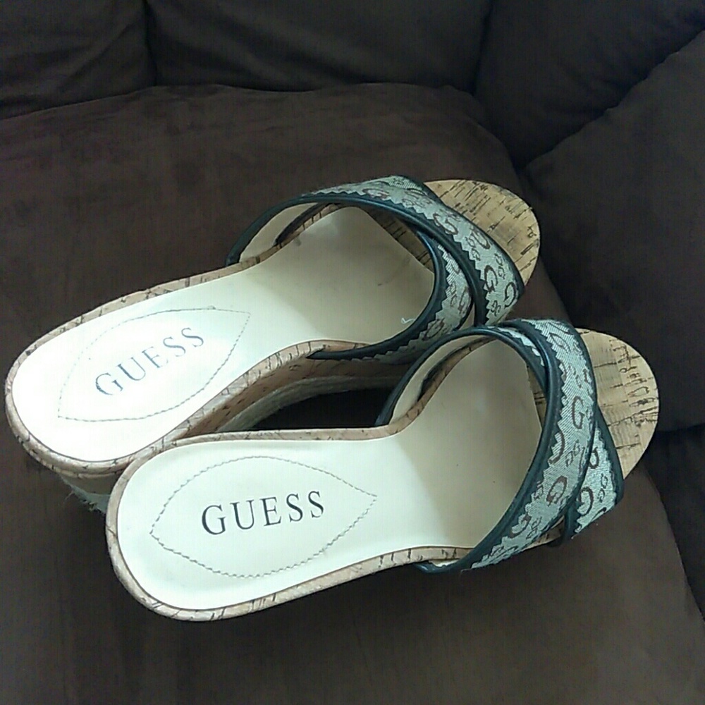 Guess wedge sandals
