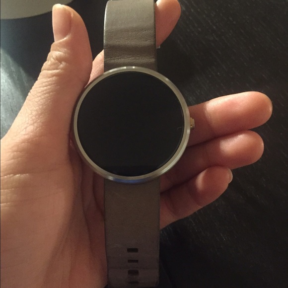 Moto 360 watch - 1st generation