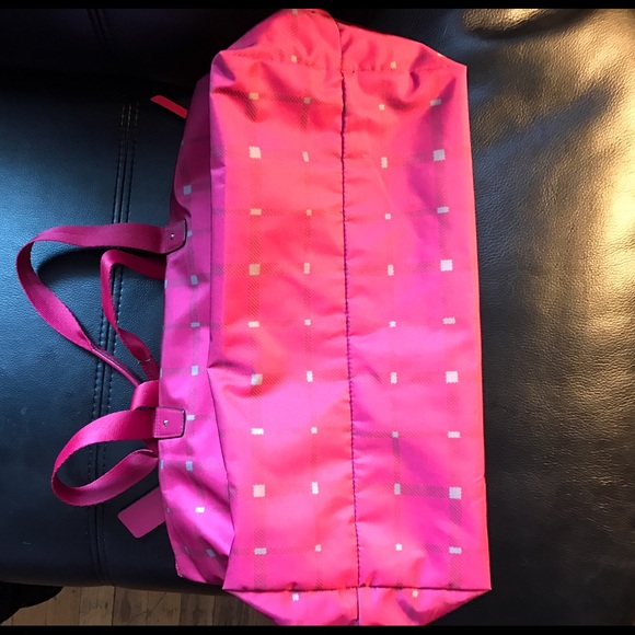 Pretty, pink Coach weekender - Picture 4 of 8