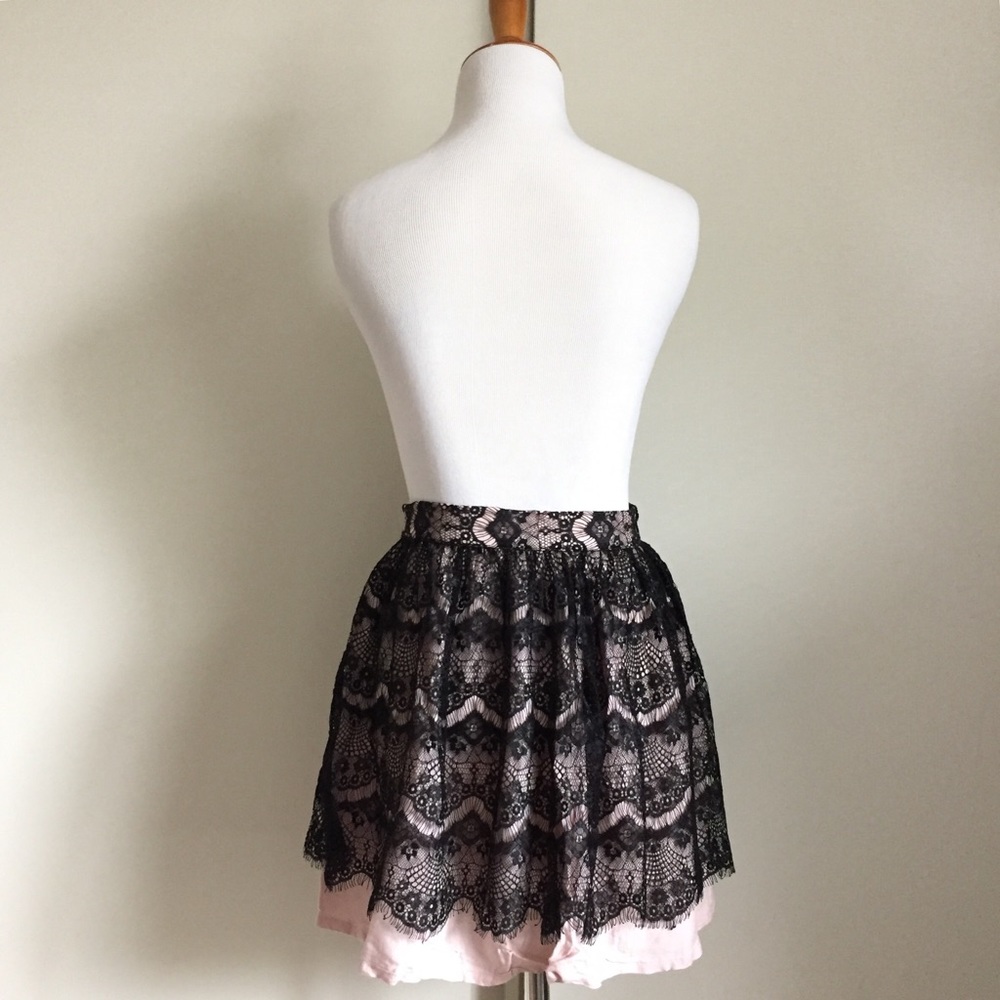 Light Pink/Black Lace Mini Skirt - Picture 3 of 4