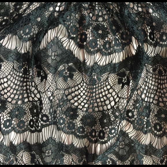 Light Pink/Black Lace Mini Skirt - Picture 4 of 4