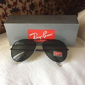 Classic Aviator Black Ray-Ban