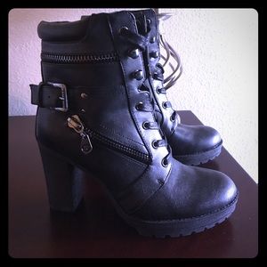Black Guess Boots