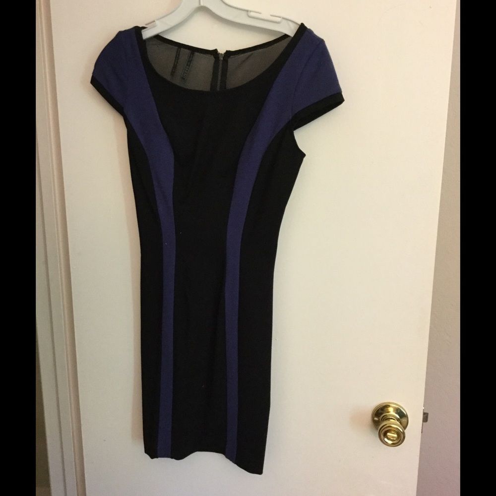 NEW Size 0-2 guess cocktail dress