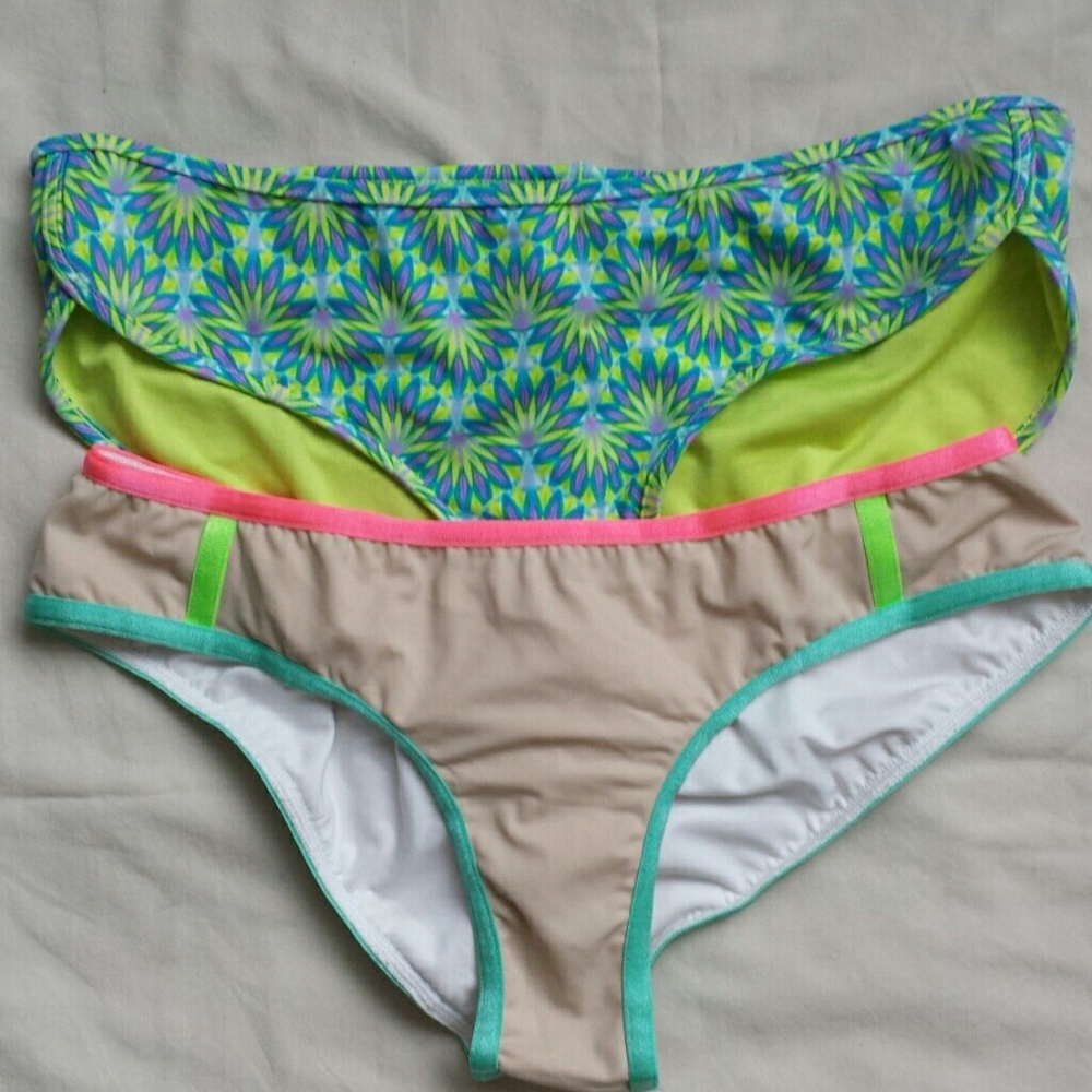 Bikini bottoms