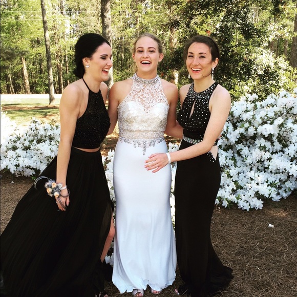 Prom dress - Picture 3 of 4