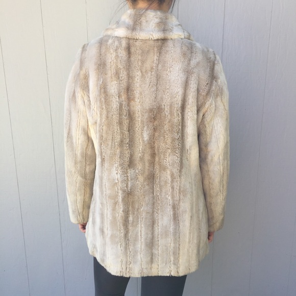 NEW Kristen Blake Fur coat for sale. - Picture 3 of 7