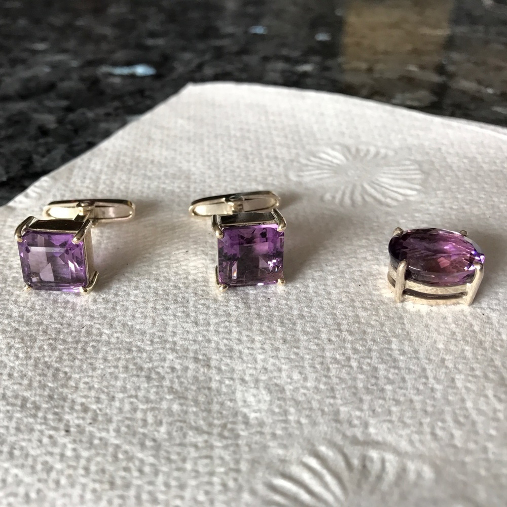 Amethysts cufflinks and pendant