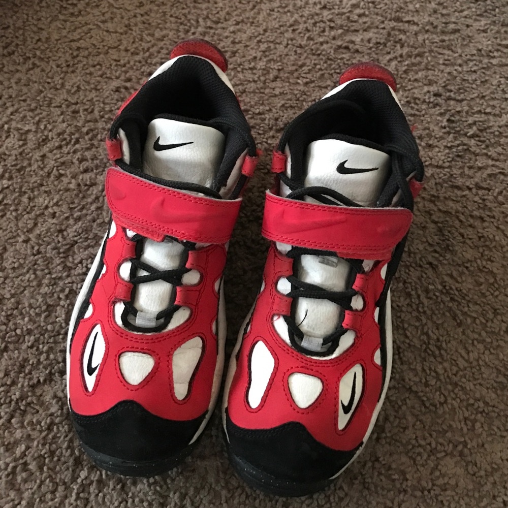 Boys shoes