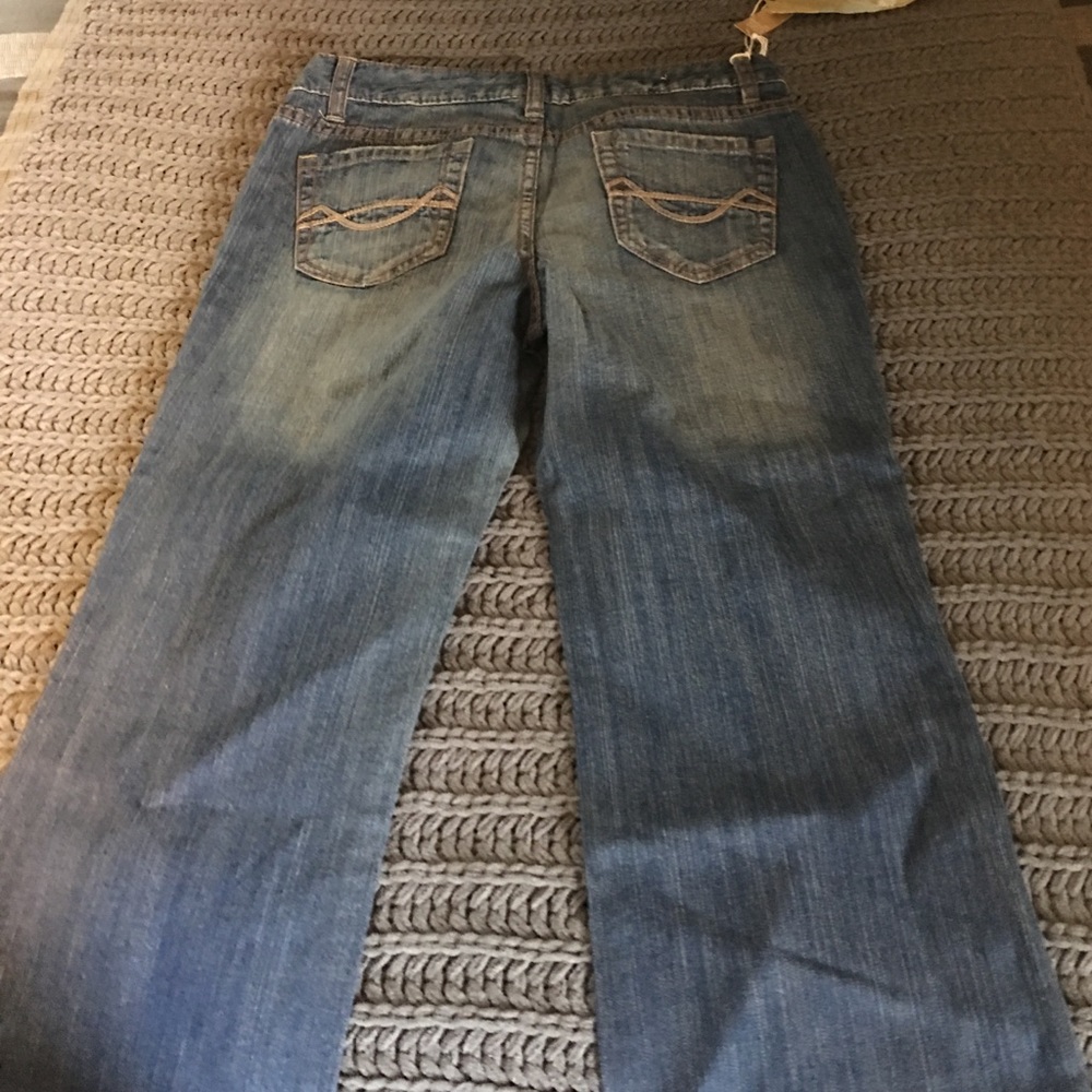 Juniors jeans