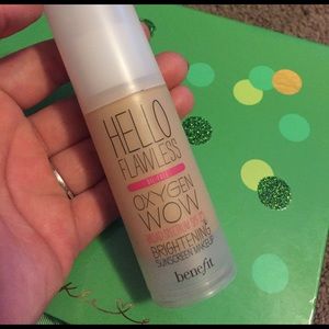 Benefit hello flawless oxygen wow foundation