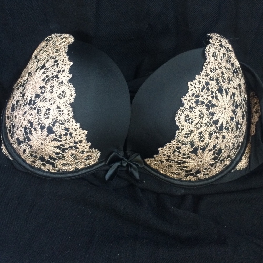 Victoria's Secret push up bra 38C