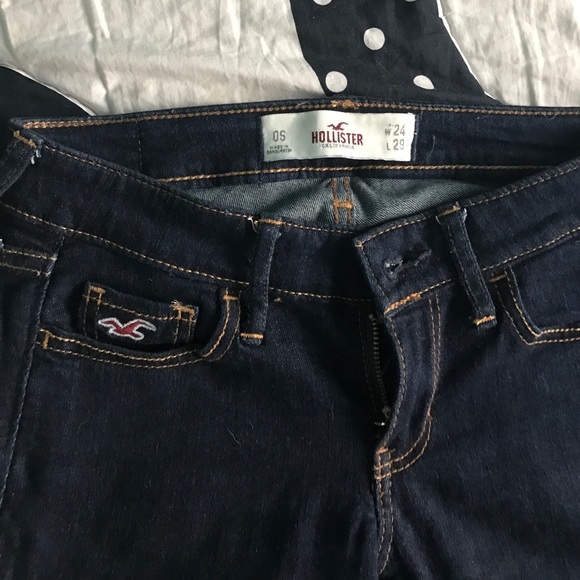 Hollister Super Skinny Dark Wash Jeans - Picture 1 of 3