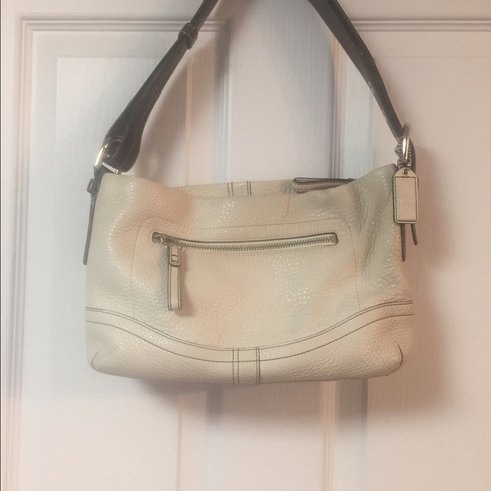 🌷COACH Leather Hobo NO MORE DISCOUNTS