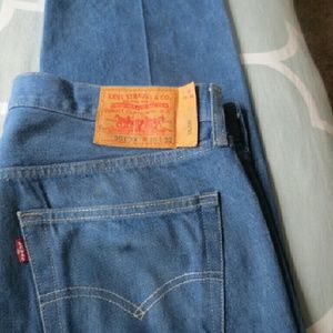 Levis 501 Red Tab Jeans