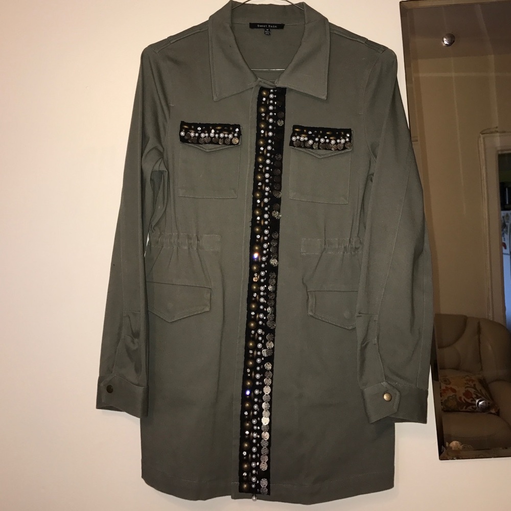 🌺🌸💐Embellished Spring jacket🌺🌸💐