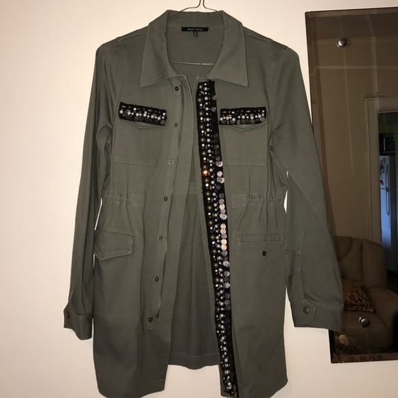 🌺🌸💐Embellished Spring jacket🌺🌸💐 - Picture 2 of 4