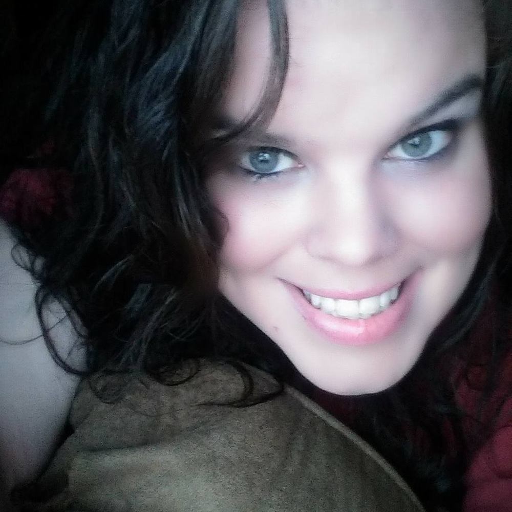 Meet your Posher, Crystal