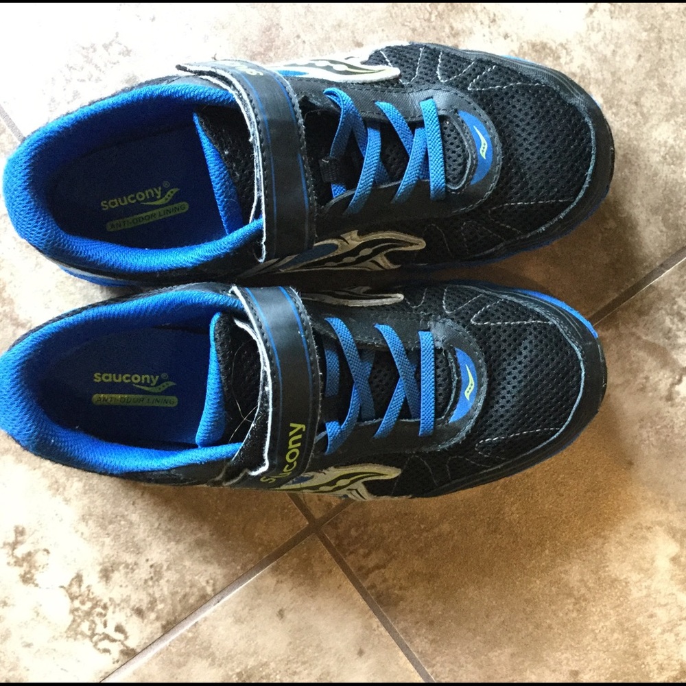 Big Boys Saucony 7XW yes EXTRA WIDE!