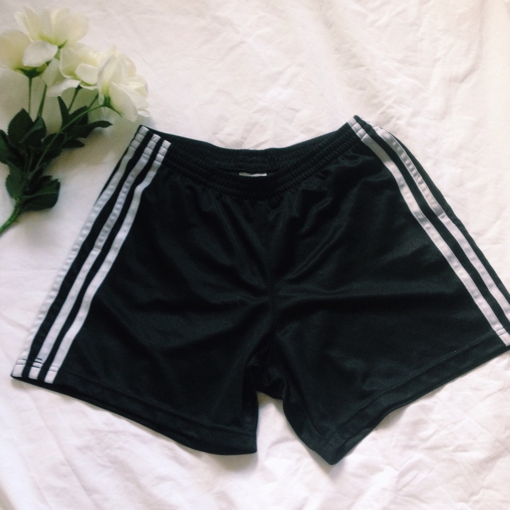 adidas shorts✨