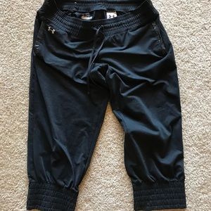 Under Armour Black Capri