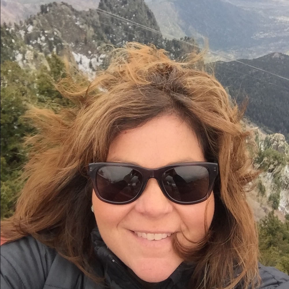 Meet your Posher, Nancy