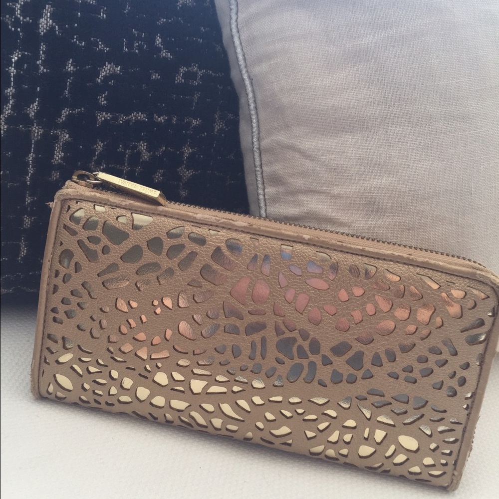 IVANKA TRUMP continental wallet in gold