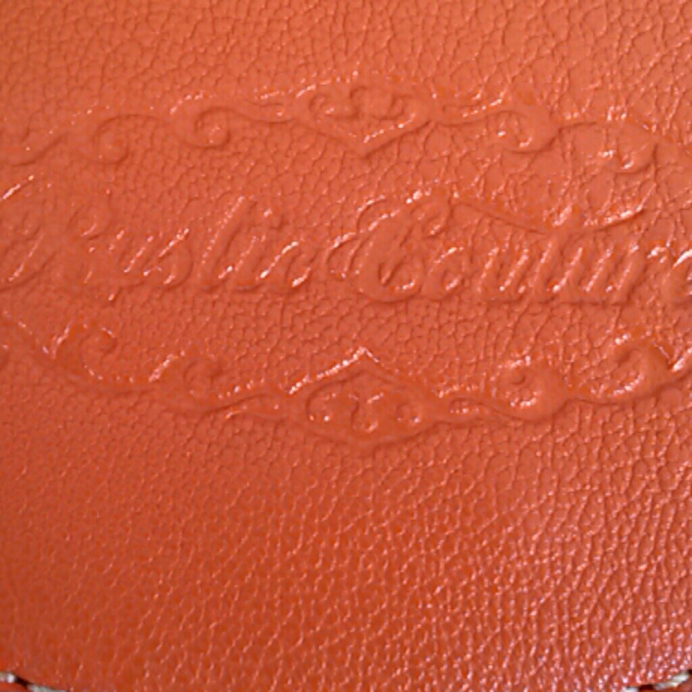 Crossbody - Picture 7 of 8
