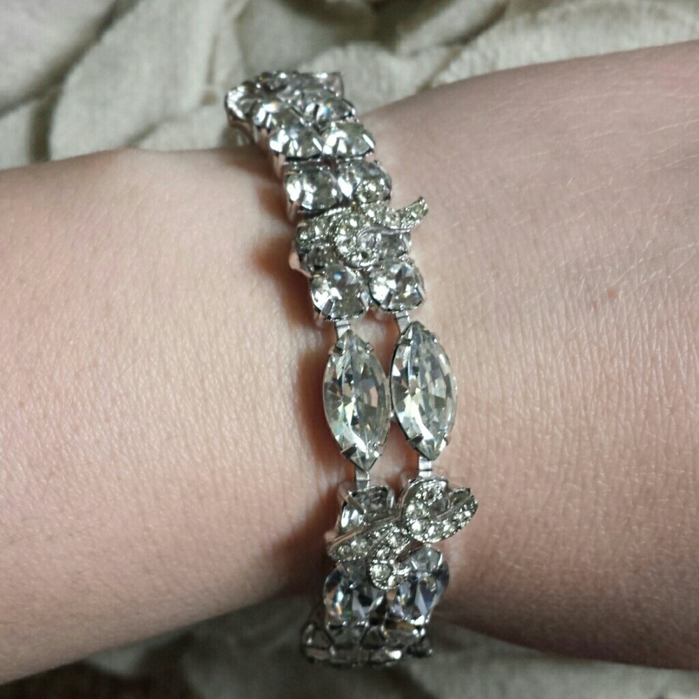 🌹 Weiss Bracelet