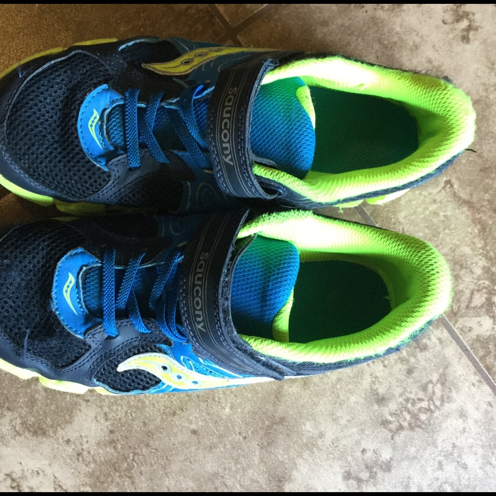 Saucony Big Boys 5XW yes EXTRA WIDE!