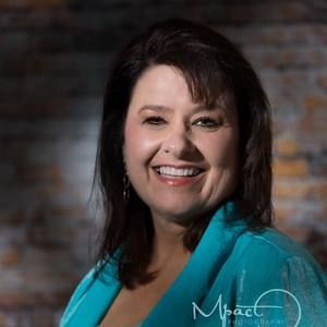 Meet your Posher, Denise